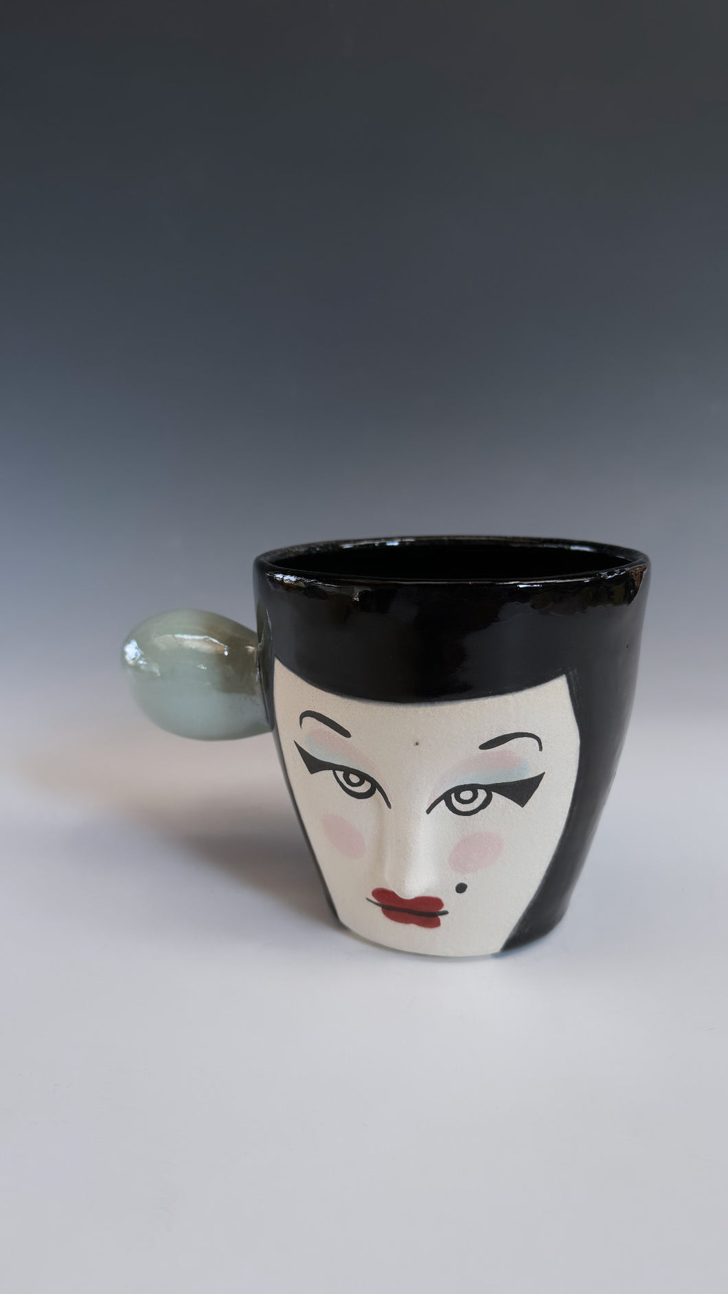 MUG Drag, huevo azul.